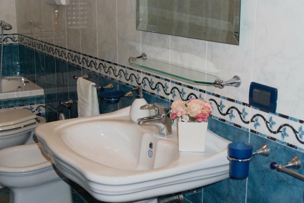 Neverending Sea Luxury Apartment In Salerno Center Bagian luar foto